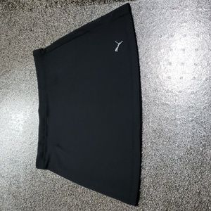 Puma Athletic Black Skirt Size Small